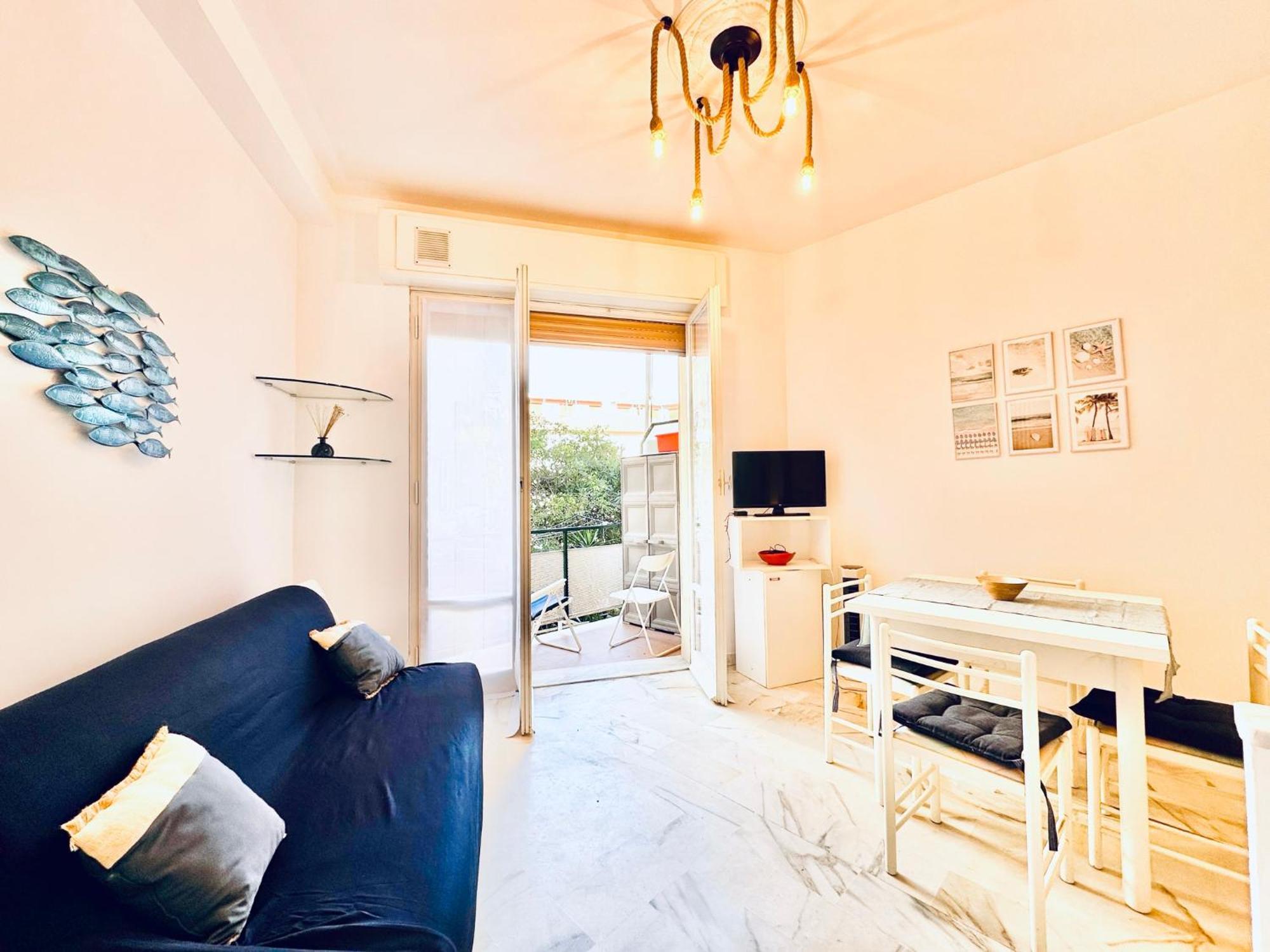 Hostdomus - Cozy Corner Near The Sea Apartment Finale Ligure Exterior photo