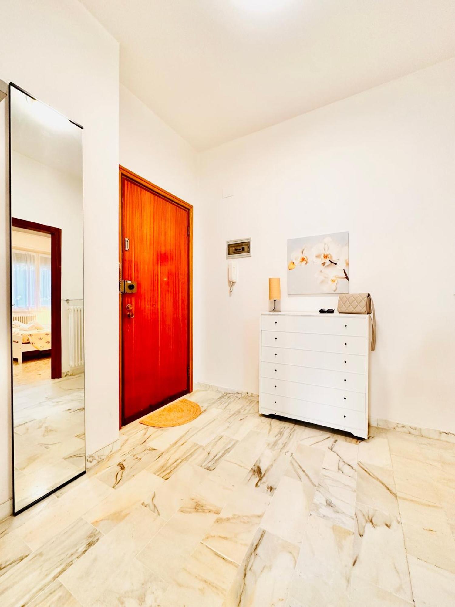 Hostdomus - Cozy Corner Near The Sea Apartment Finale Ligure Exterior photo
